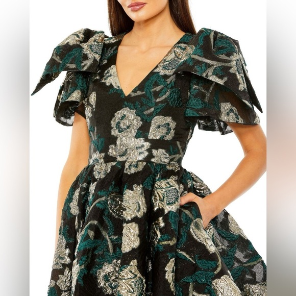 Mac Duggal 20721 NWT Bow Shoulders Brocade V-Neck Mini Dress with Pockets - Picture 3 of 5